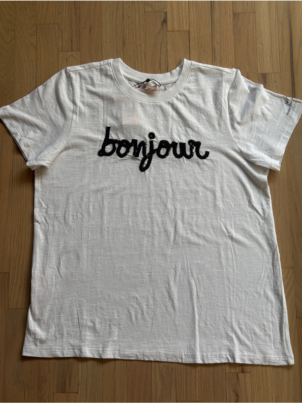 cinq a sept 5 a 7  “bonjour” French shrunken White Tee with Black sequins Script - Picture 3 of 11